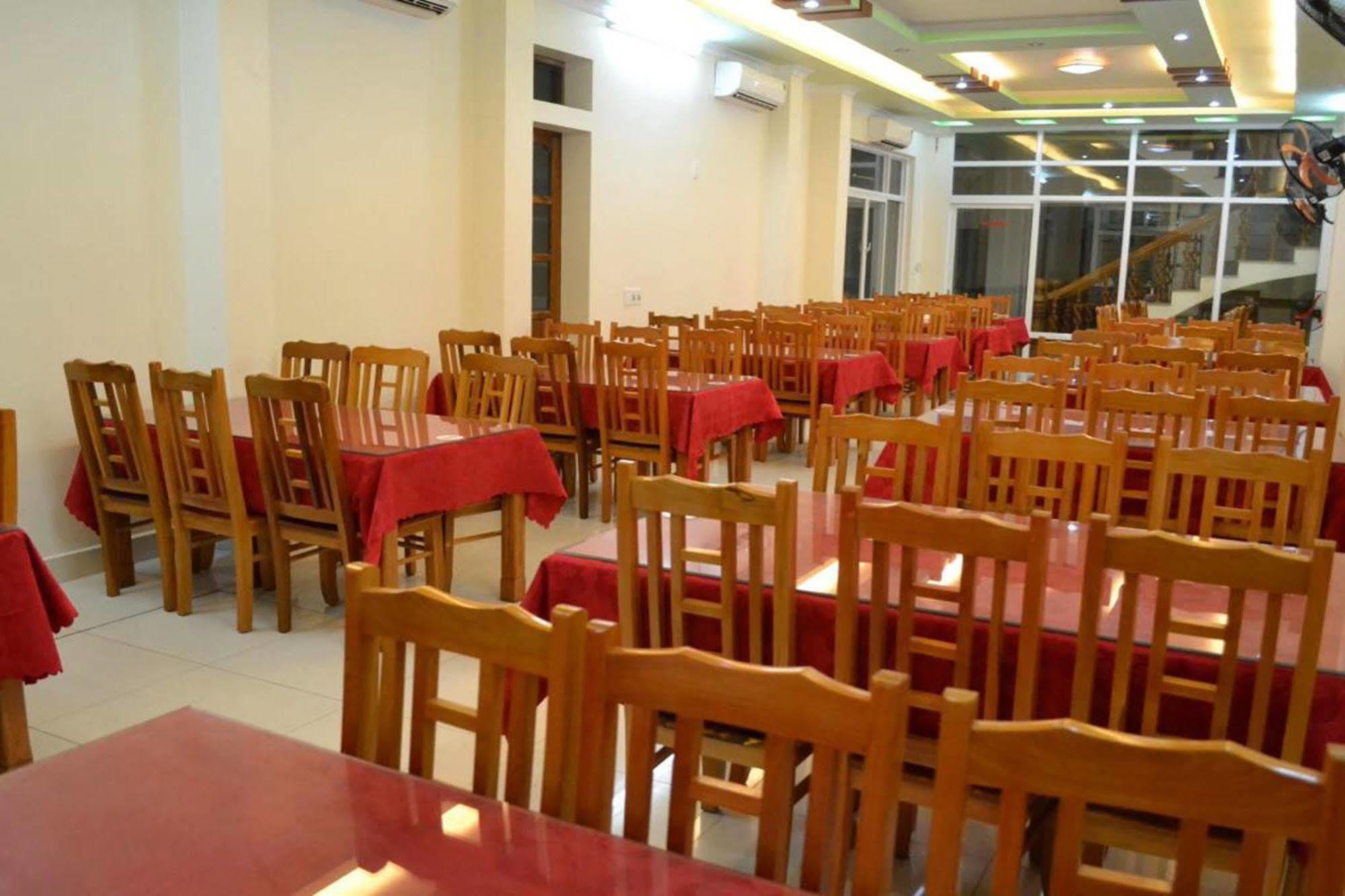 Hoang Ngoc Hotel Dong Khe Sau Buitenkant foto