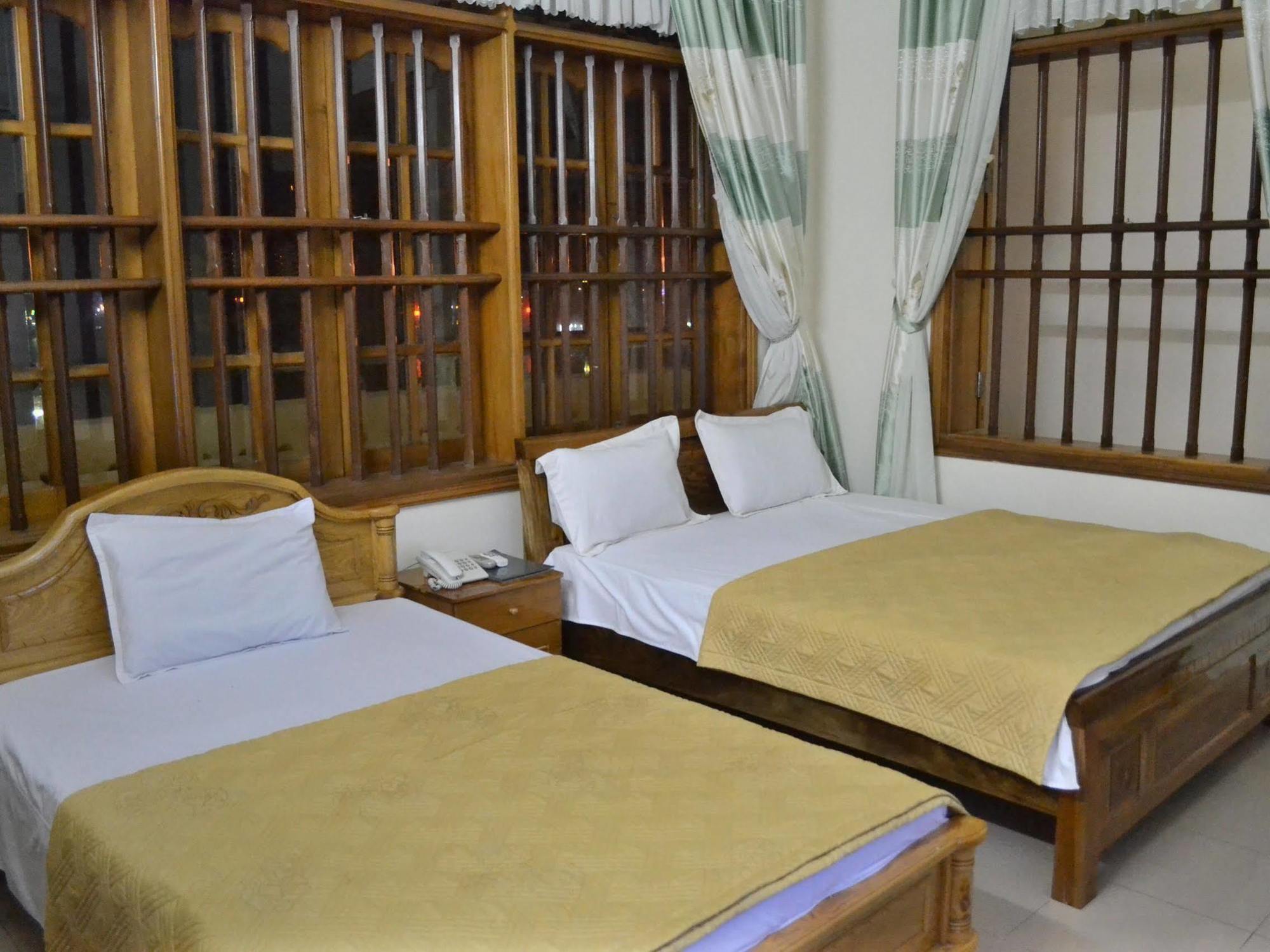 Hoang Ngoc Hotel Dong Khe Sau Buitenkant foto